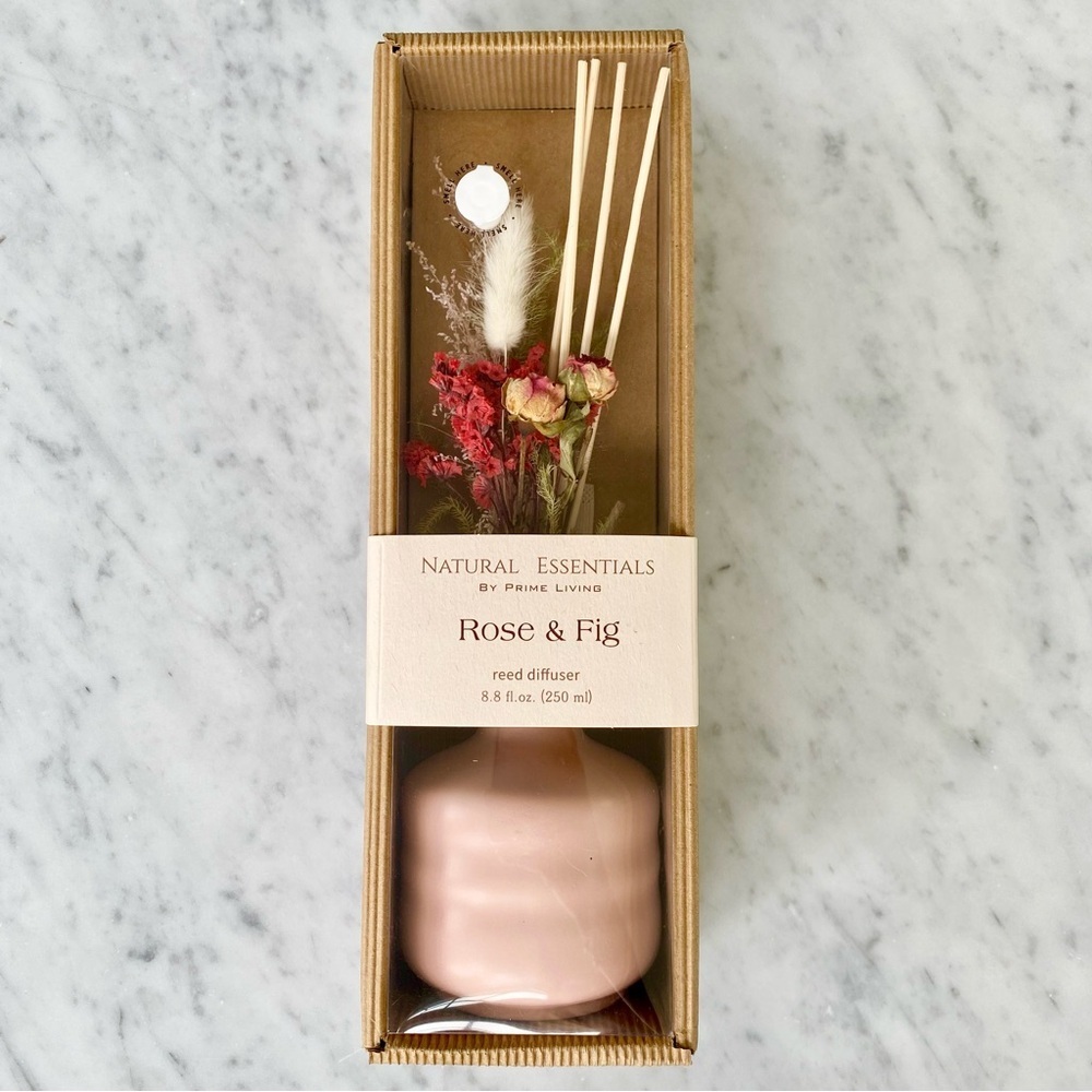 Natural Essentials Floral Rose & Fig Reed Diffuser - Picture 1 of 5